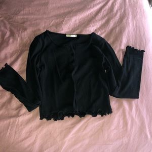 Long sleeve crop top